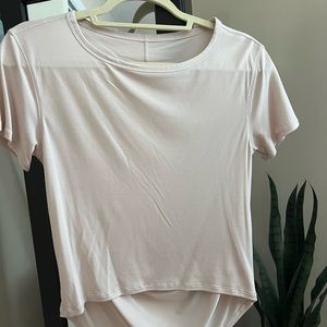 Lululemon T-shirt size 2